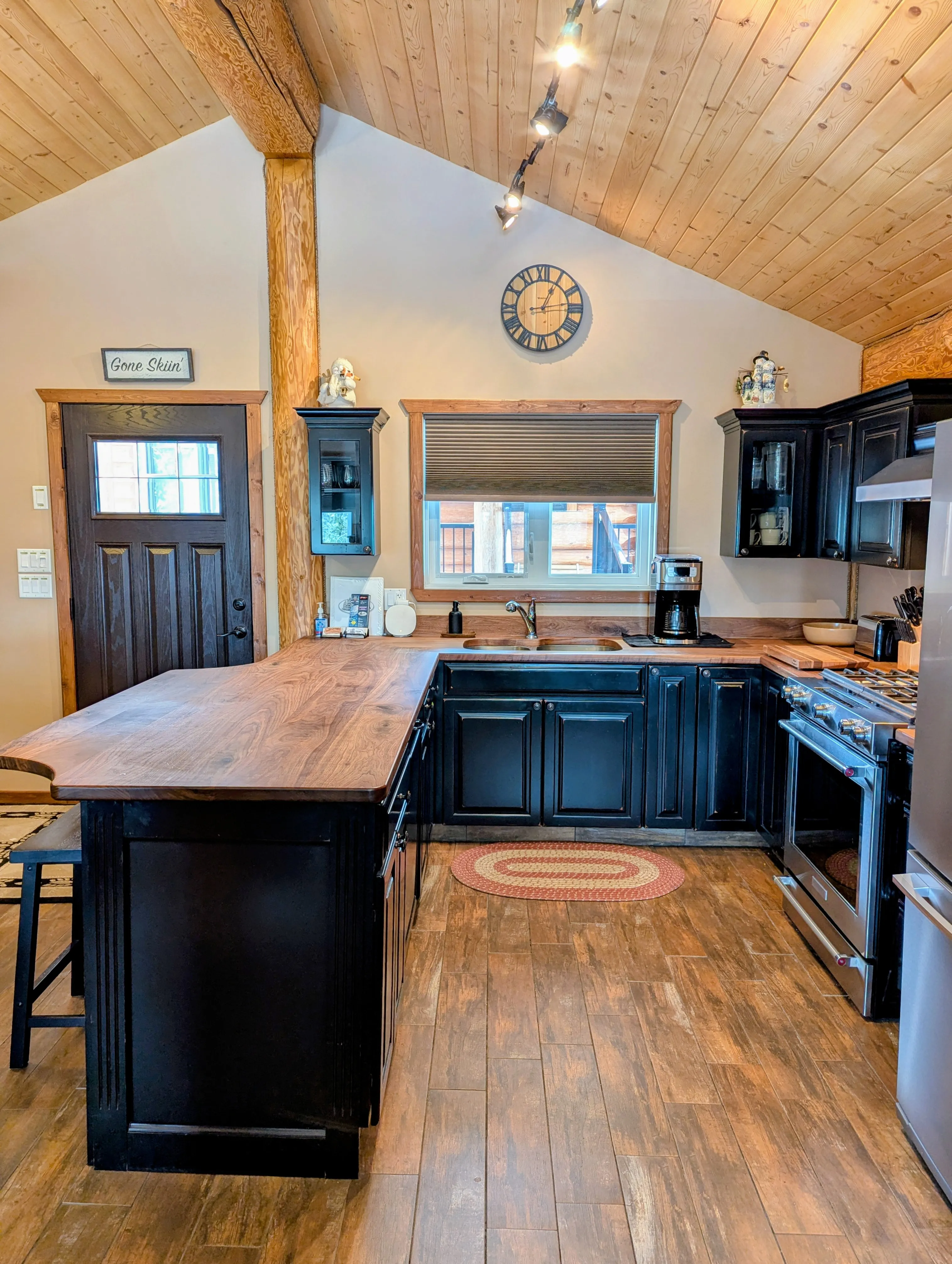 Tinhorn Loft - Loft Kitchen